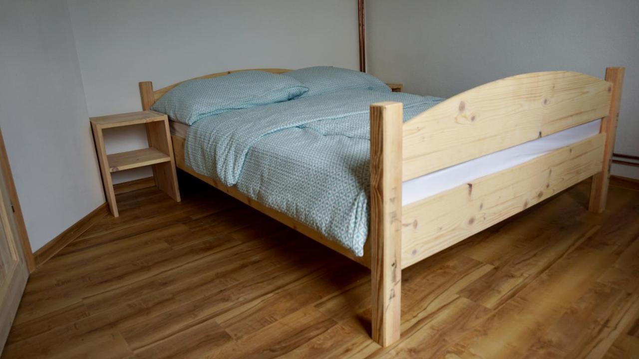 Lodge Dom Na Lovrencu Baselj Екстер'єр фото